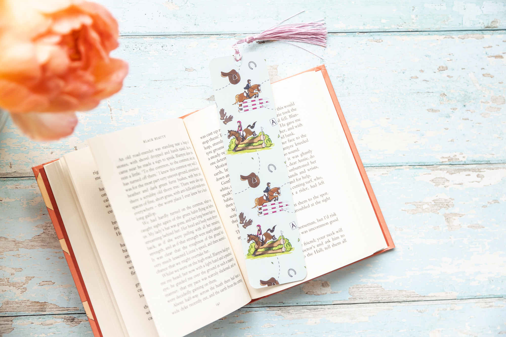 Event Horse bookmark in sage green. The eventing pattern bookmark comes with a coloured tassel.