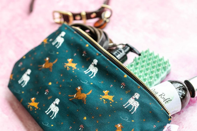 'Muddy Paws' Wash Bag