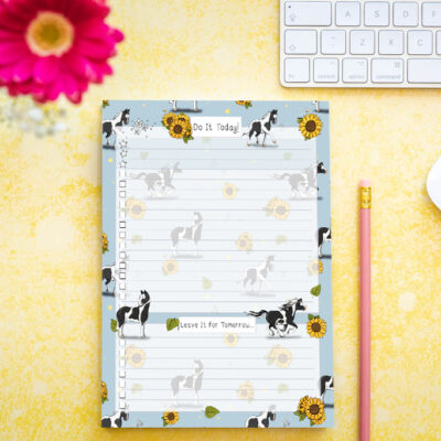 Piebald horse pattern on A5 to-do list notepad with checkboxes and ruled lines.