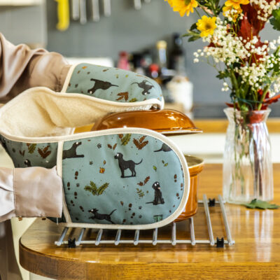 Black Labrador Dog Oven Gloves Farmhouse Kitchenware