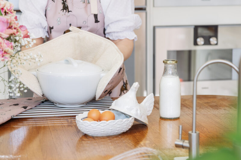 Pink Dressage Horse Kitchenware